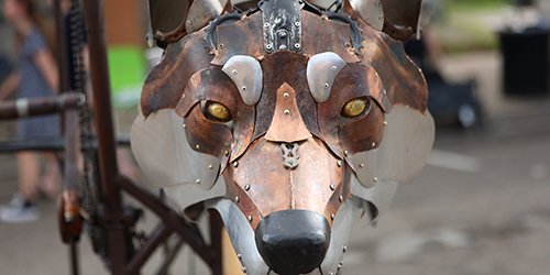 welded wolf head by Ivan Iler displayed at Scrapfest 15 in Lansing Michigan